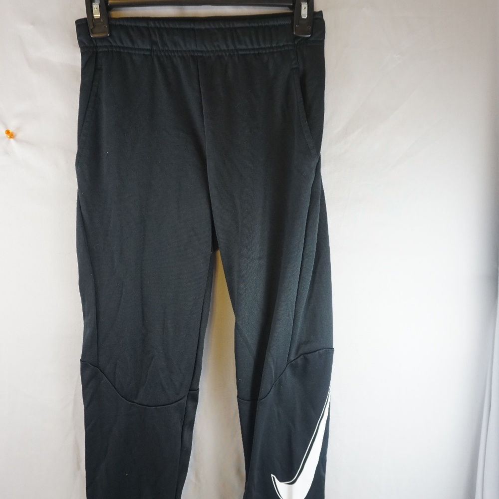 NIKE Kids Dry-Fit Training Pants Medium